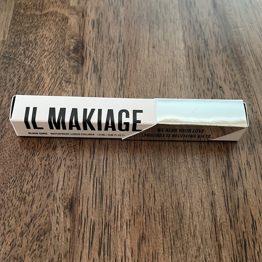 New In Box IL Makiage Black Card Liquid Eyeliner - Picture 3 of 4